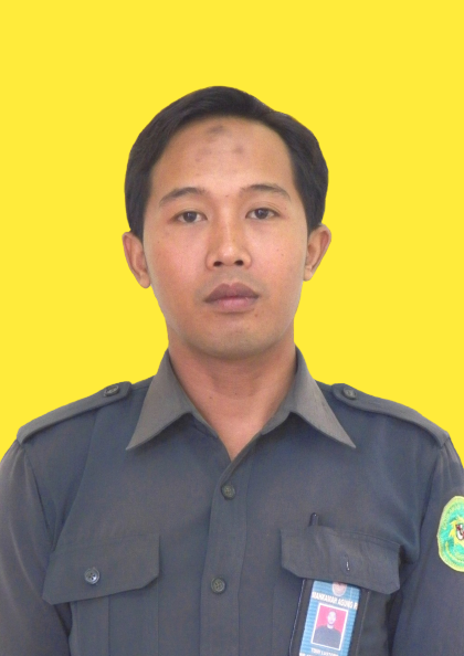 Description: http://www.pa-malangkab.go.id/images/TOMI LUSTORO, S.H.jpg